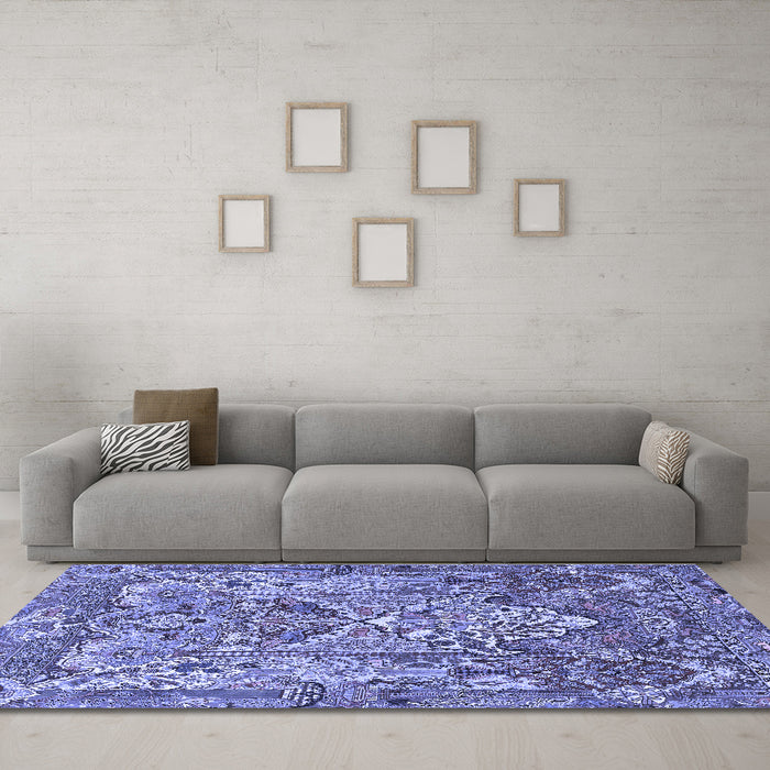Machine Washable Animal Blue Traditional Rug in a Living Room, wshtr1036blu