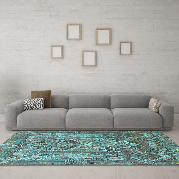 Machine Washable Animal Light Blue Traditional Rug in a Living Room, wshtr1036lblu