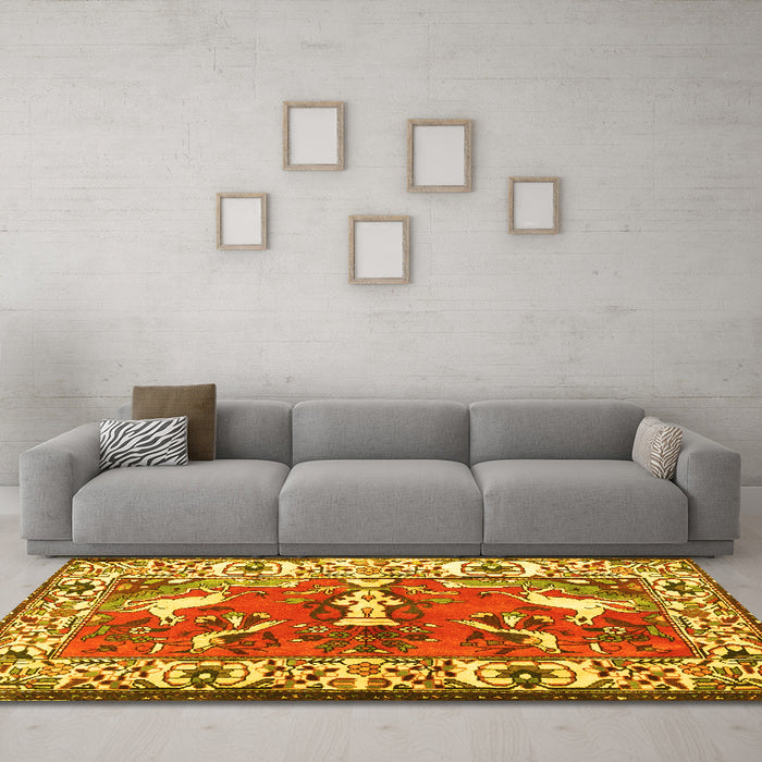 Machine Washable Animal Yellow Traditional Rug in a Living Room, wshtr1042yw