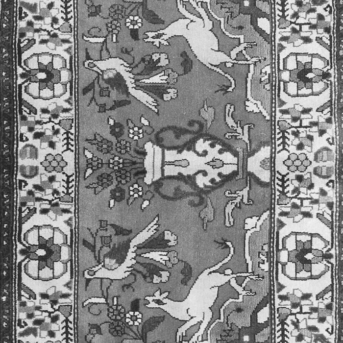 Serging Thickness of Machine Washable Animal Gray Traditional Rug, wshtr1042gry