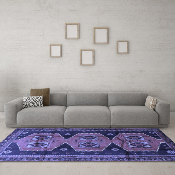 Machine Washable Persian Blue Traditional Rug in a Living Room, wshtr1043blu