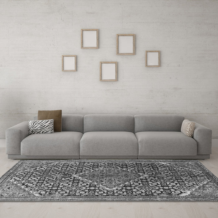 Machine Washable Persian Gray Traditional Rug in a Living Room,, wshtr1048gry