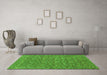 Machine Washable Persian Green Traditional Area Rugs in a Living Room,, wshtr104grn