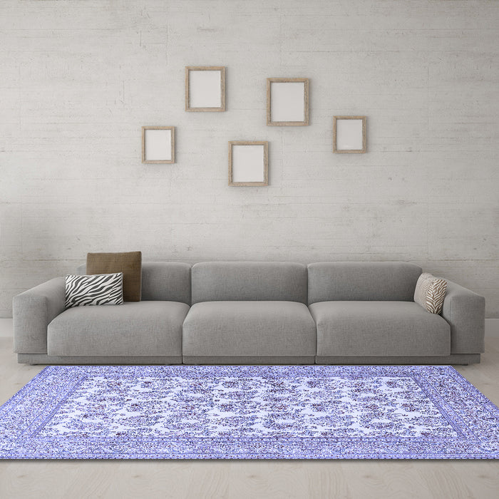 Machine Washable Persian Blue Traditional Rug in a Living Room, wshtr1053blu