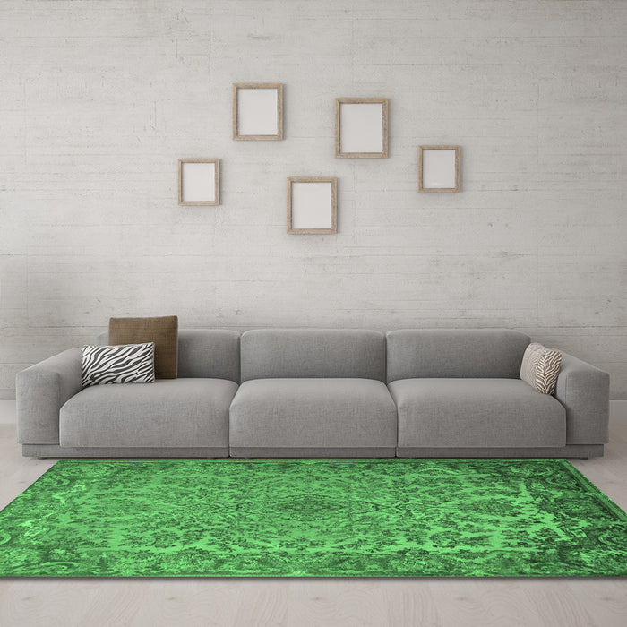 Machine Washable Medallion Emerald Green Traditional Area Rugs in a Living Room,, wshtr1056emgrn