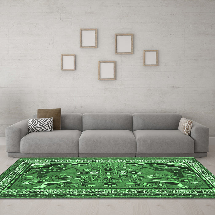 Machine Washable Persian Emerald Green Traditional Area Rugs in a Living Room,, wshtr1060emgrn