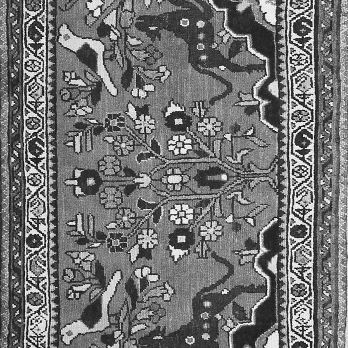 Serging Thickness of Machine Washable Persian Gray Traditional Rug, wshtr1060gry