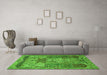 Machine Washable Persian Green Traditional Area Rugs in a Living Room,, wshtr1064grn