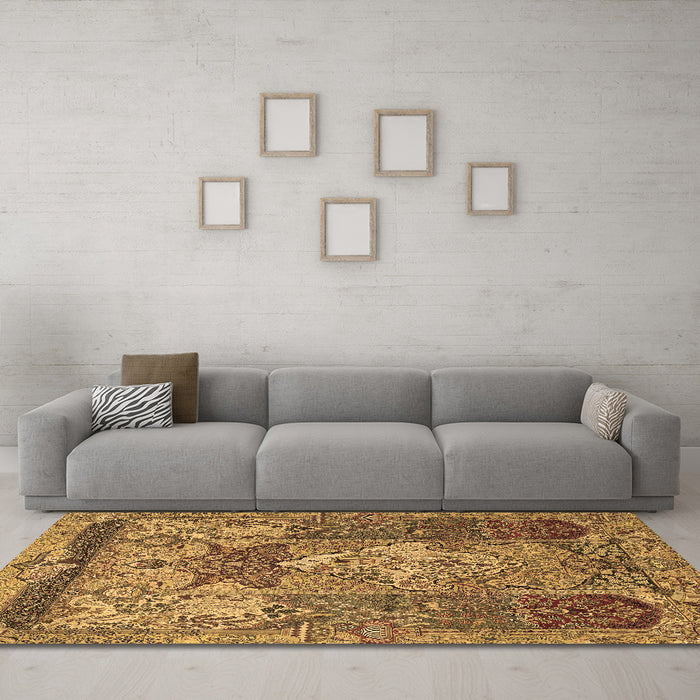 Machine Washable Persian Brown Traditional Rug in a Living Room,, wshtr1064brn