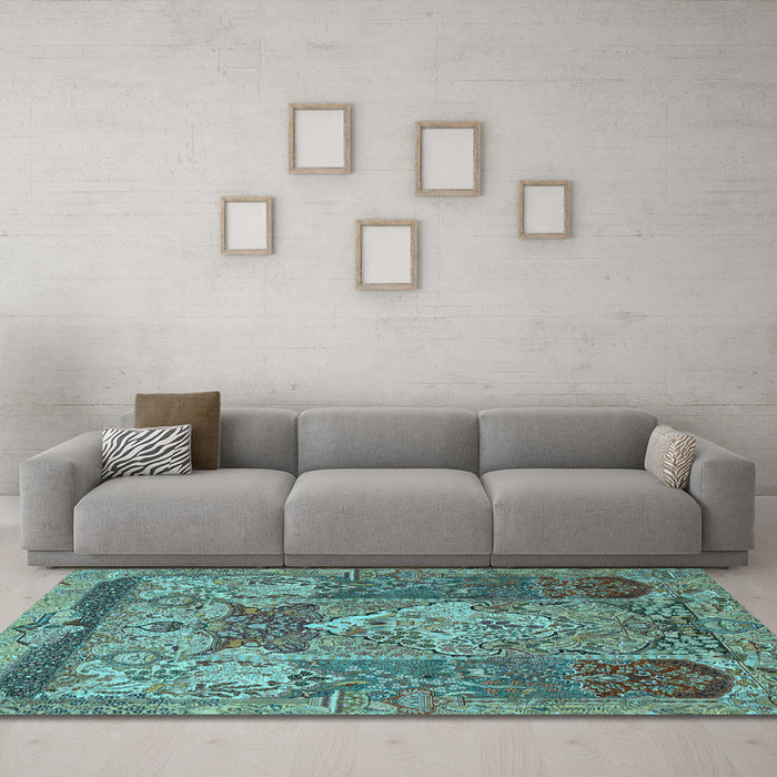 Machine Washable Persian Light Blue Traditional Rug in a Living Room, wshtr1064lblu