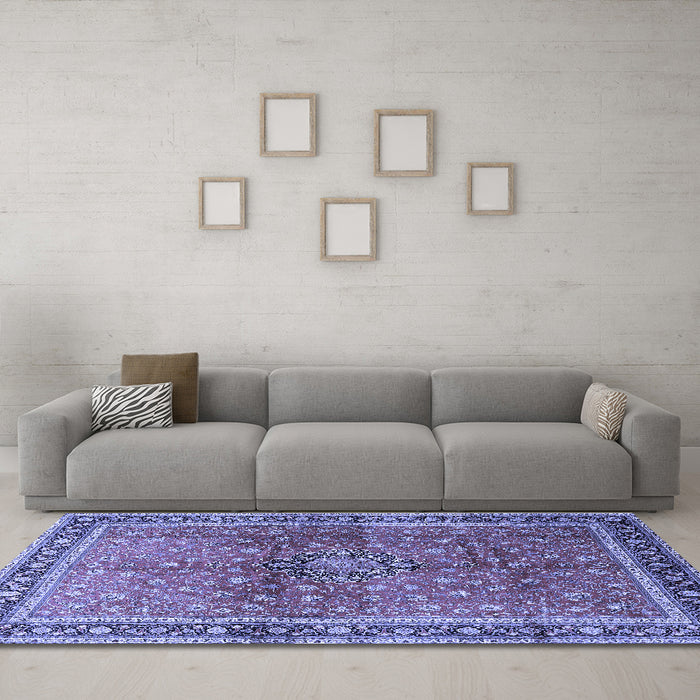 Machine Washable Persian Blue Traditional Rug in a Living Room, wshtr1067blu