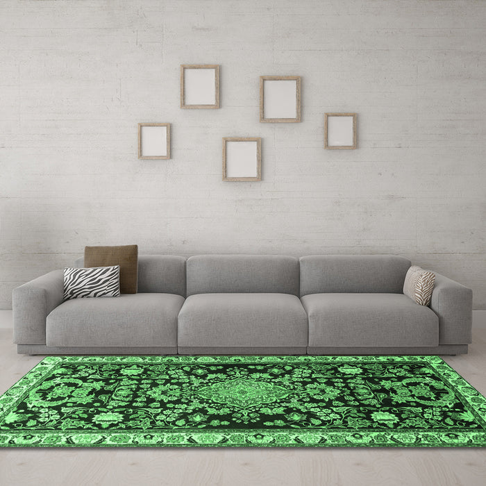 Machine Washable Animal Emerald Green Traditional Area Rugs in a Living Room,, wshtr1071emgrn