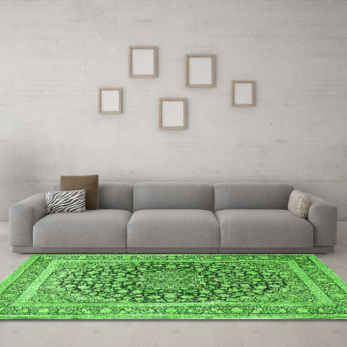 Machine Washable Medallion Green Traditional Area Rugs in a Living Room,, wshtr1076grn