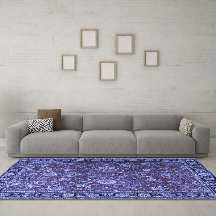 Machine Washable Persian Blue Traditional Rug in a Living Room, wshtr1078blu