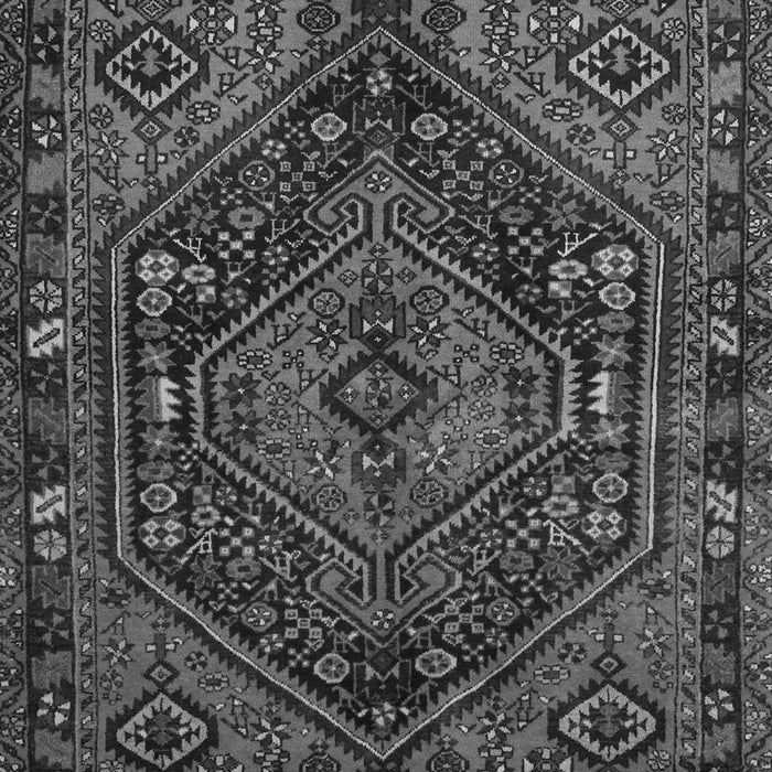 Serging Thickness of Machine Washable Persian Gray Traditional Rug, wshtr107gry