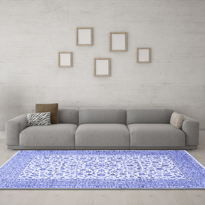 Machine Washable Persian Blue Traditional Rug in a Living Room, wshtr1081blu