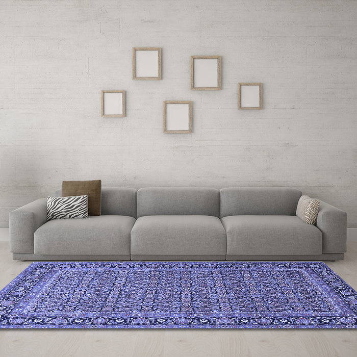 Machine Washable Persian Blue Traditional Rug in a Living Room, wshtr1082blu