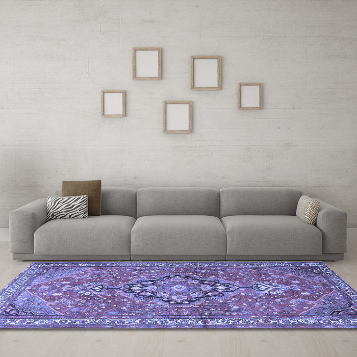 Machine Washable Persian Blue Traditional Rug in a Living Room, wshtr1086blu