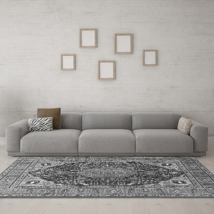 Machine Washable Medallion Gray Traditional Rug in a Living Room,, wshtr1089gry