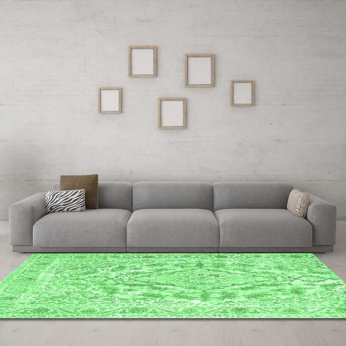 Machine Washable Persian Emerald Green Traditional Area Rugs in a Living Room,, wshtr1091emgrn