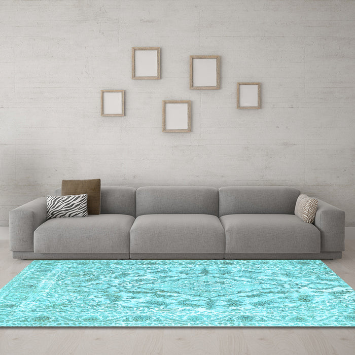 Machine Washable Persian Light Blue Traditional Rug in a Living Room, wshtr1091lblu
