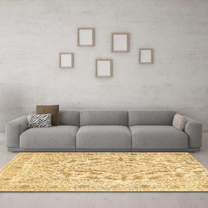 Machine Washable Persian Brown Traditional Rug in a Living Room,, wshtr1091brn