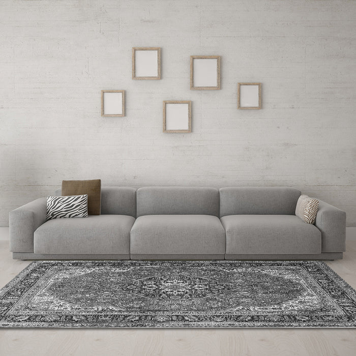 Machine Washable Medallion Gray Traditional Rug in a Living Room,, wshtr1096gry