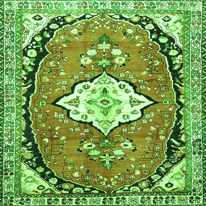 Serging Thickness of Medallion Green Traditional Rug, tr1098grn
