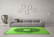 Machine Washable Medallion Green Traditional Area Rugs in a Living Room,, wshtr10grn