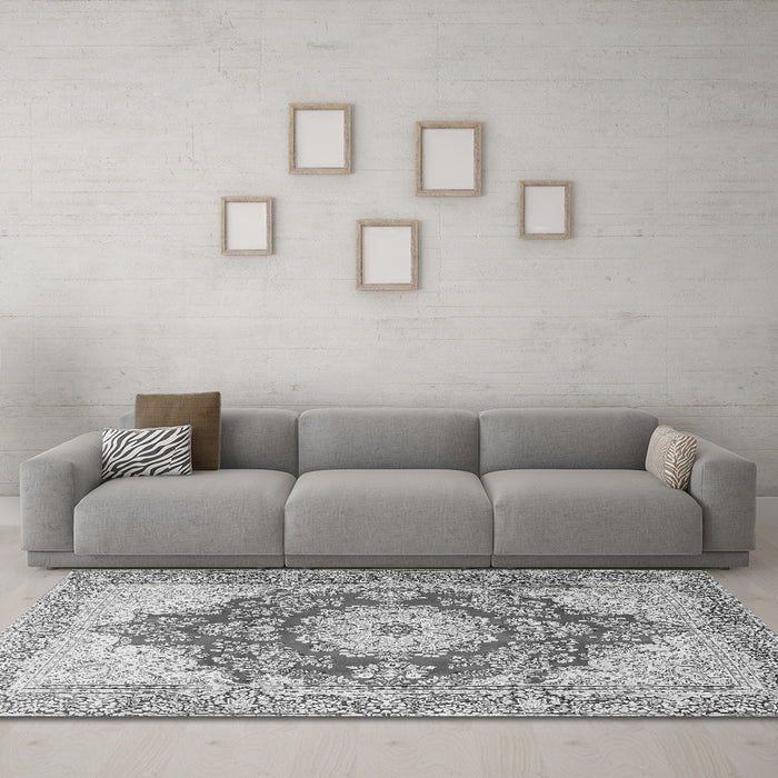 Machine Washable Persian Gray Traditional Rug in a Living Room,, wshtr1101gry