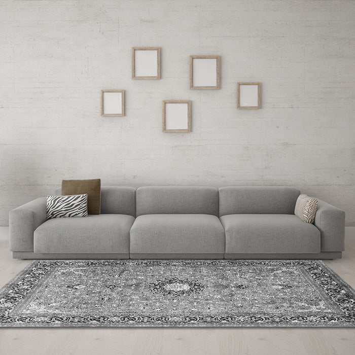 Machine Washable Persian Gray Traditional Rug in a Living Room,, wshtr1102gry