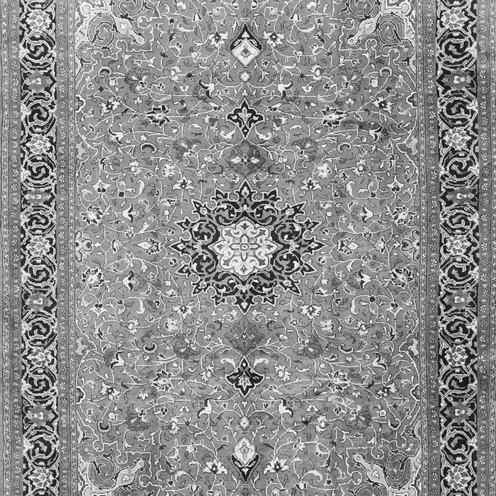 Serging Thickness of Machine Washable Persian Gray Traditional Rug, wshtr1102gry