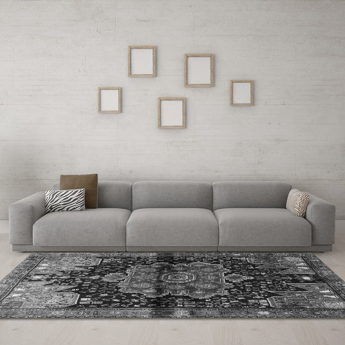Machine Washable Persian Gray Traditional Rug in a Living Room,, wshtr1104gry