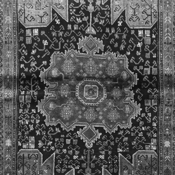 Serging Thickness of Machine Washable Persian Gray Traditional Rug, wshtr1104gry