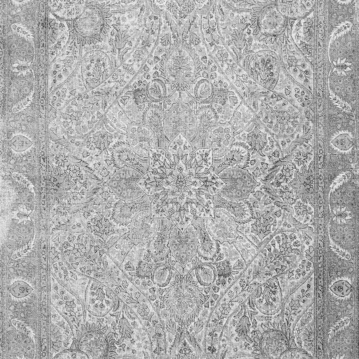 Serging Thickness of Machine Washable Oriental Gray Traditional Rug, wshtr1106gry