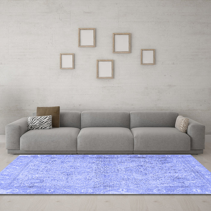 Machine Washable Oriental Blue Traditional Rug in a Living Room, wshtr1106blu