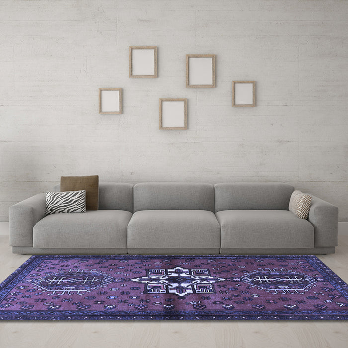 Machine Washable Persian Blue Traditional Rug in a Living Room, wshtr1107blu