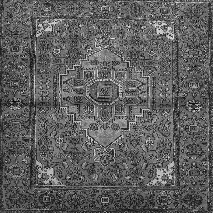 Round Machine Washable Persian Gray Traditional Rug, wshtr110gry