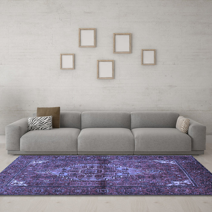 Machine Washable Persian Blue Traditional Rug in a Living Room, wshtr110blu