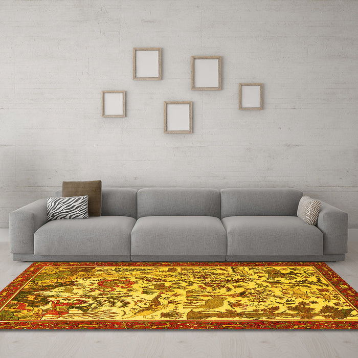 Machine Washable Animal Yellow Traditional Rug in a Living Room, wshtr1111yw