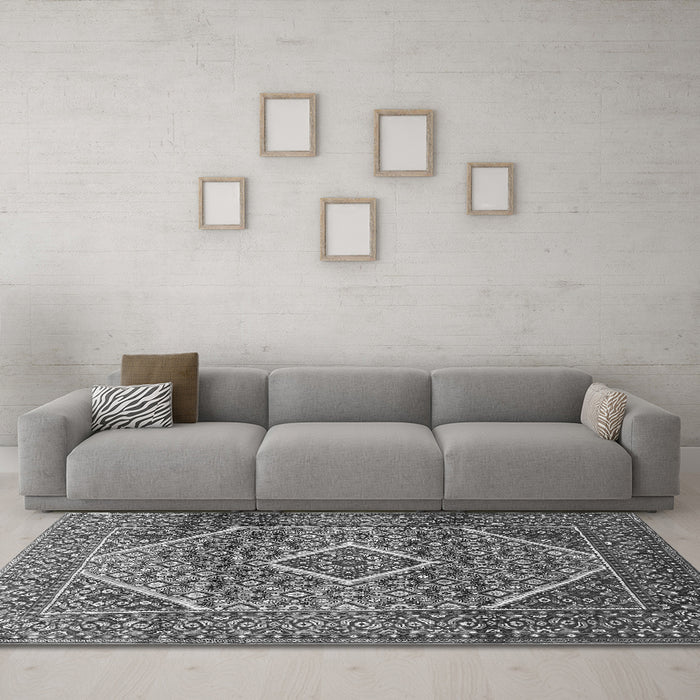Machine Washable Persian Gray Traditional Rug in a Living Room,, wshtr1115gry