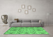 Machine Washable Persian Emerald Green Traditional Area Rugs in a Living Room,, wshtr1119emgrn