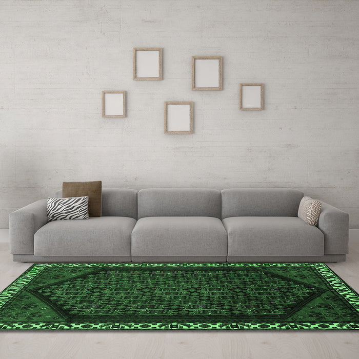 Machine Washable Persian Emerald Green Traditional Area Rugs in a Living Room,, wshtr1120emgrn