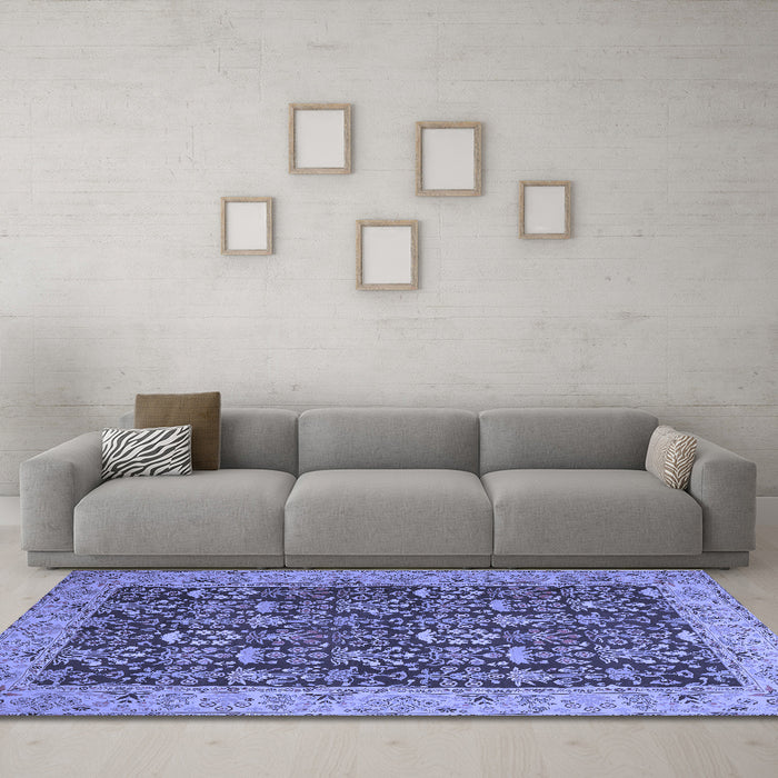 Machine Washable Persian Blue Traditional Rug in a Living Room, wshtr1124blu