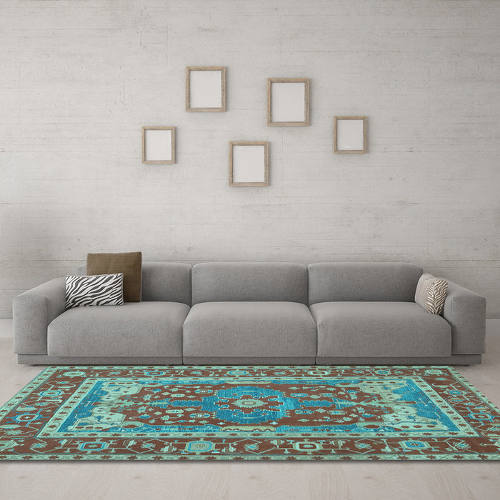 Machine Washable Persian Light Blue Traditional Rug in a Living Room, wshtr1128lblu