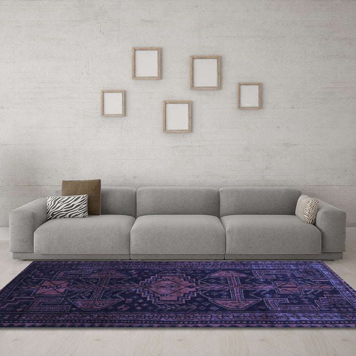 Machine Washable Persian Blue Traditional Rug in a Living Room, wshtr1129blu