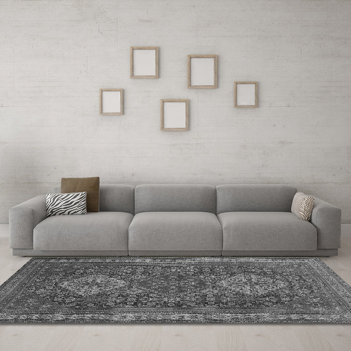 Machine Washable Persian Gray Traditional Rug in a Living Room,, wshtr1130gry