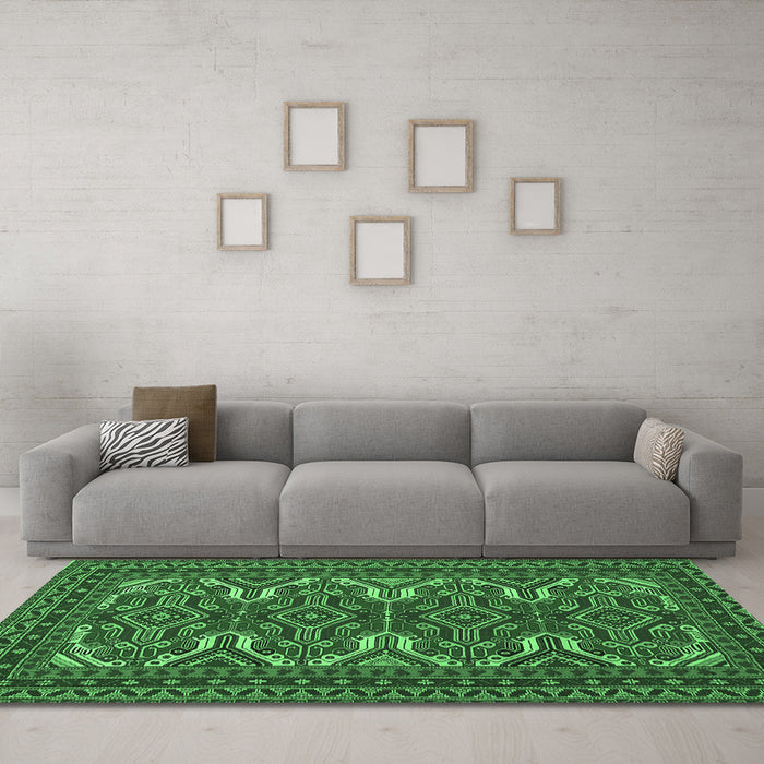 Machine Washable Persian Emerald Green Traditional Area Rugs in a Living Room,, wshtr1132emgrn