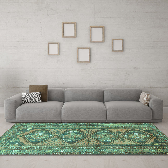 Machine Washable Persian Turquoise Traditional Area Rugs in a Living Room,, wshtr1134turq