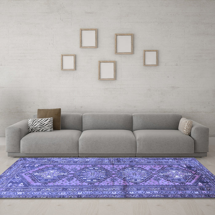 Machine Washable Persian Blue Traditional Rug in a Living Room, wshtr1134blu